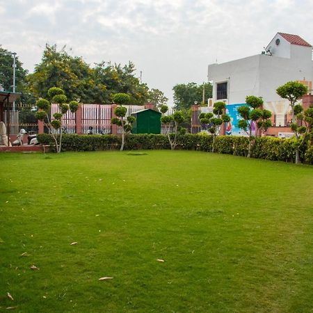 אגרה Hotel Sourav Park Inn Agra מראה חיצוני תמונה